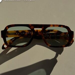 Elisa Johnson Sunglasses - Jane Mini in Brown Tortoise